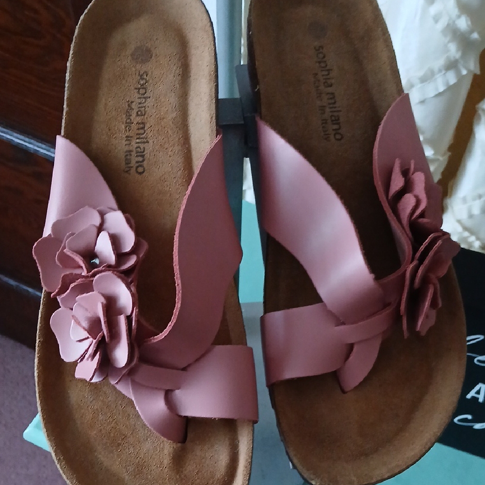 Brand New Sophia Milano Sz 8 Pink Leather Sandals